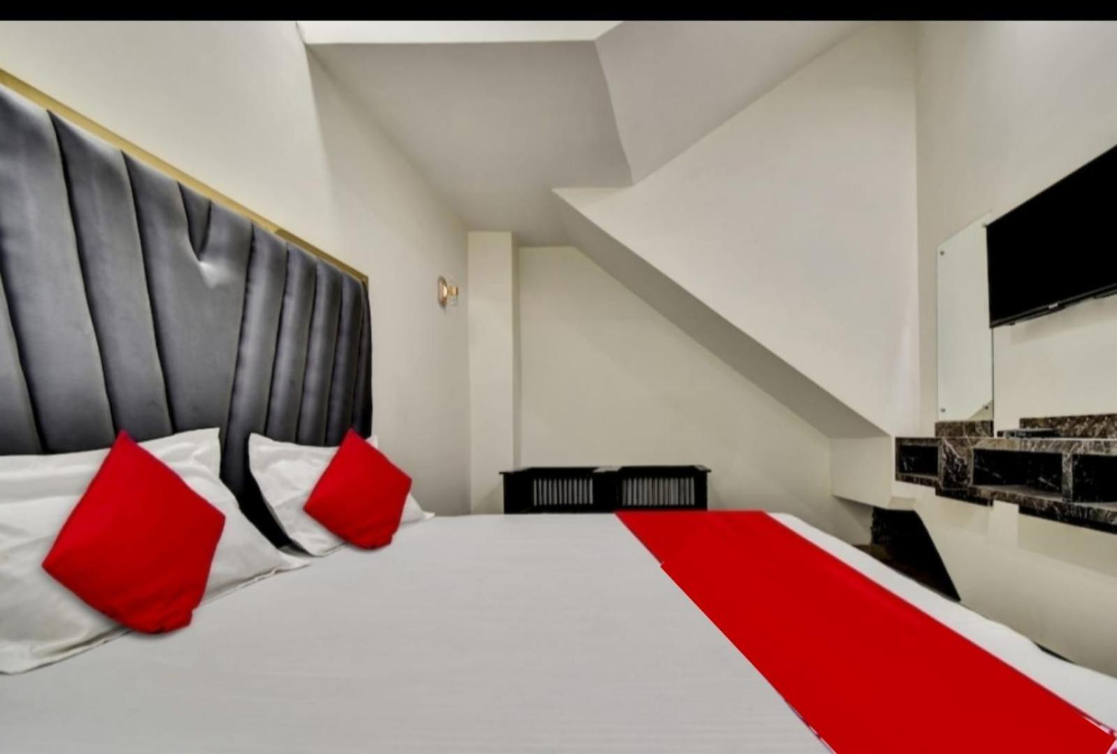 Hotel Sukoon - Ramesh Nagar New Delhi Exterior photo